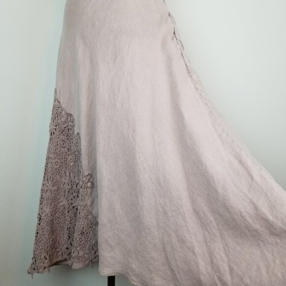 Mauve Linen Midi Skirt with Crochet Lace Accents by Catwalk Studio Size Medium - Picture 3 of 6
